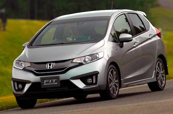 Обновленный Honda Jazz (Fit) 2014 года 