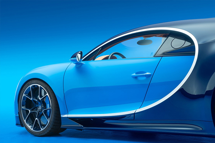 Корпус нового Bugatti полностью изготовлен из углеродного волокна